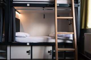 Хостелы Jacobs Inn Hostel Дублин Капсула в 10-местном общем номере для мужчин и женщин-14